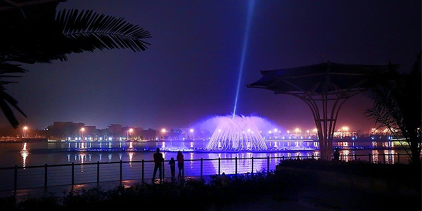 安徽铜陵东部新城区滨湖公园喷泉水景